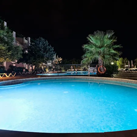 Marina Parc By Mij Rezort 4*